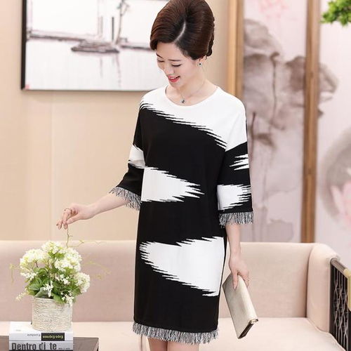 女性穿的夠時尚才能夠氣質,時髦舒適上衣,怎么穿都精致顯氣場