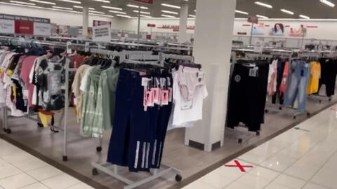 美國舊金山市政廳北側的跳蚤市場,一直很活躍 20200929 the flea market on the north side of san francisc